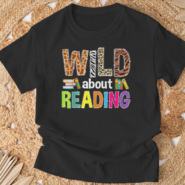 Wild About Reading Library Day Reading Books & Bookworm T-Shirt Gifts for Old Men Wild About Reading Library Day Reading Books & Bookworm T-Shirt Gifts for Old Men
