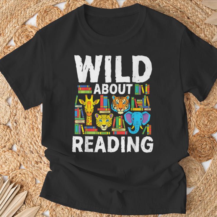 Wild About Reading Safari Animals Books Teacher Student T-Shirt Gifts for Old Men