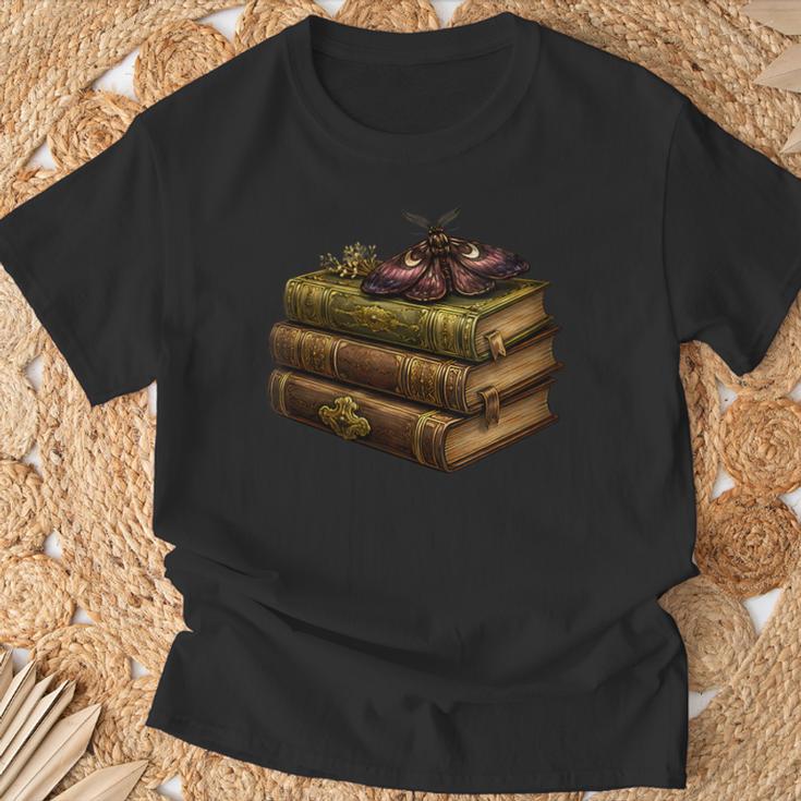 Women's Dark Academia Vintage Book Stack Gothic Moth T-Shirt Gifts for Old Men
