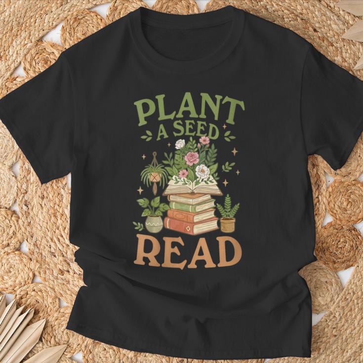 Women's Plant A Seed Read Summer Reading 2026 Teacher Librarian Book T-Shirt Gifts for Old Men