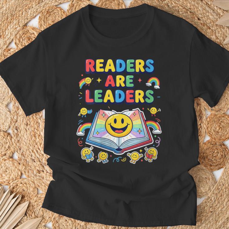 Women's Readers Are Leaders Reading Book Lovers Teacher Rainbow Kids T-Shirt Gifts for Old Men