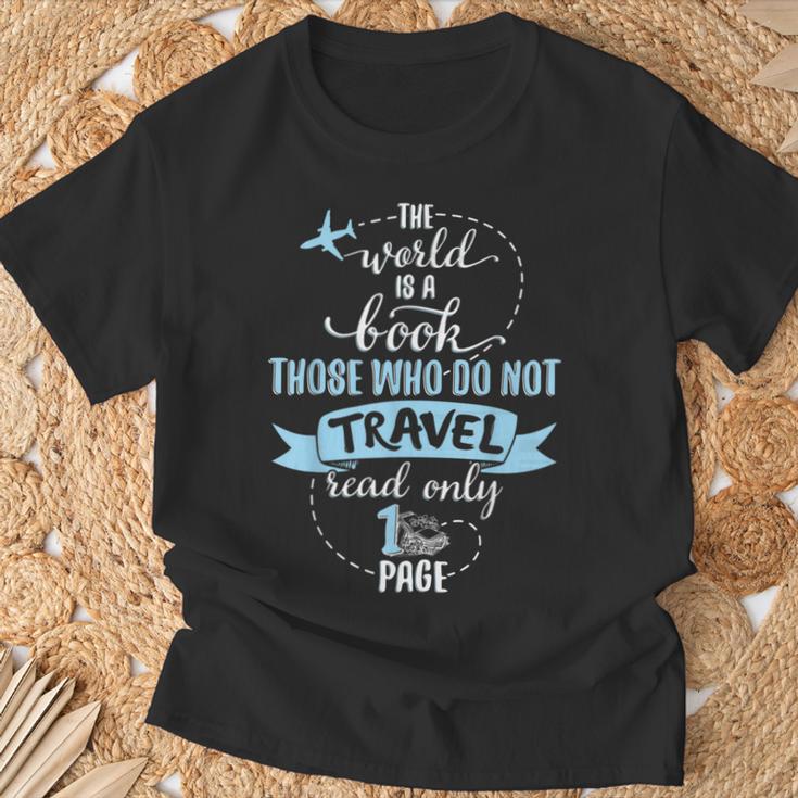 The World Is a Book Go Travel Travelling T-Shirt T-Shirt Gifts for Old Men