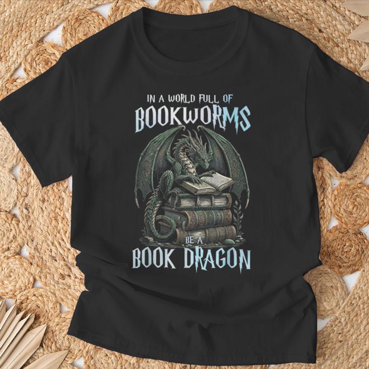 In A World Of Bookworms Be A Book Dragon Book Lover Reader T-Shirt Gifts for Old Men
