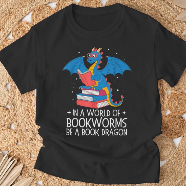 In A World Full Of Bookworms Be A Book Dragon Reading T-Shirt Gifts for Old Men