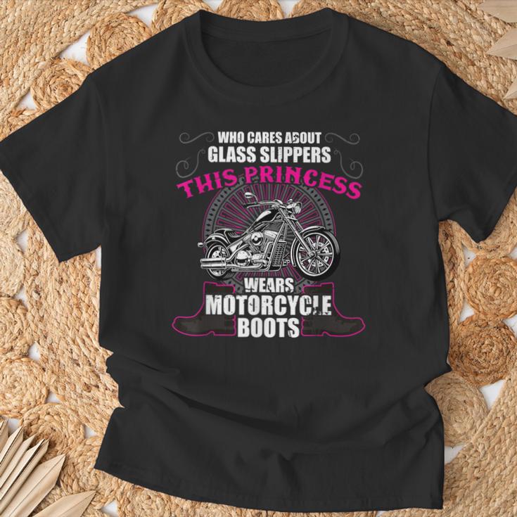 このプリンセスはオートバイブーツを身に着けていません ガラスのスリッパは面白い Tシャツ 高齢者への贈り物