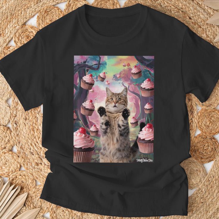 カップケーキの森の猫 Tシャツ 高齢者への贈り物