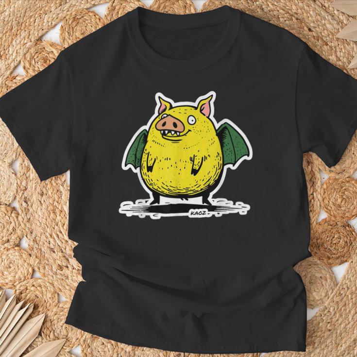 コウモリの翼を持つ空飛ぶブタのユーモアアート Tシャツ 高齢者への贈り物