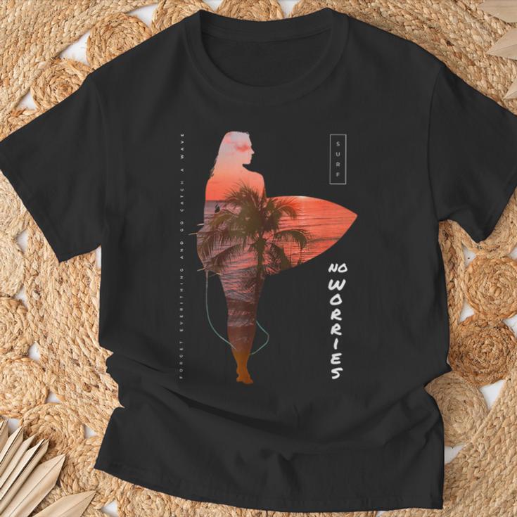 サーファーガール カリフォルニア サンセット ビーチ サーフガール Tシャツ 高齢者への贈り物