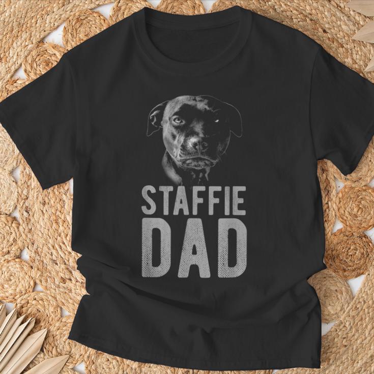 スタッフォードシャーブルテリア ブラック 男性用 スタッフィー パパ Tシャツ 高齢者への贈り物