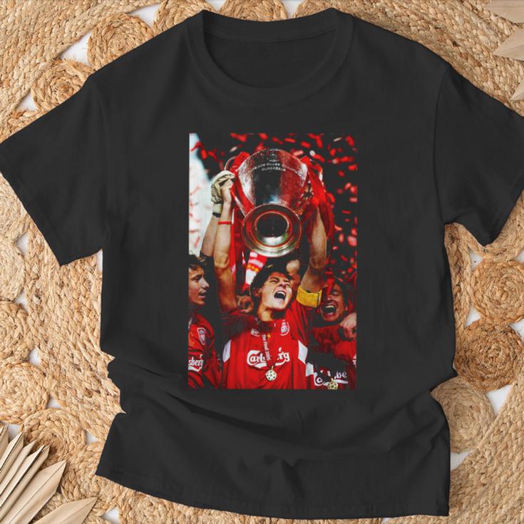 スティーブン・ジェラード リバプール・フットボール・ワールドカップ トロフィー Tシャツ 高齢者への贈り物
