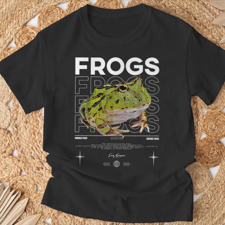 ツノガエル ストリートウェア カエル飼育員 Tシャツ 高齢者への贈り物