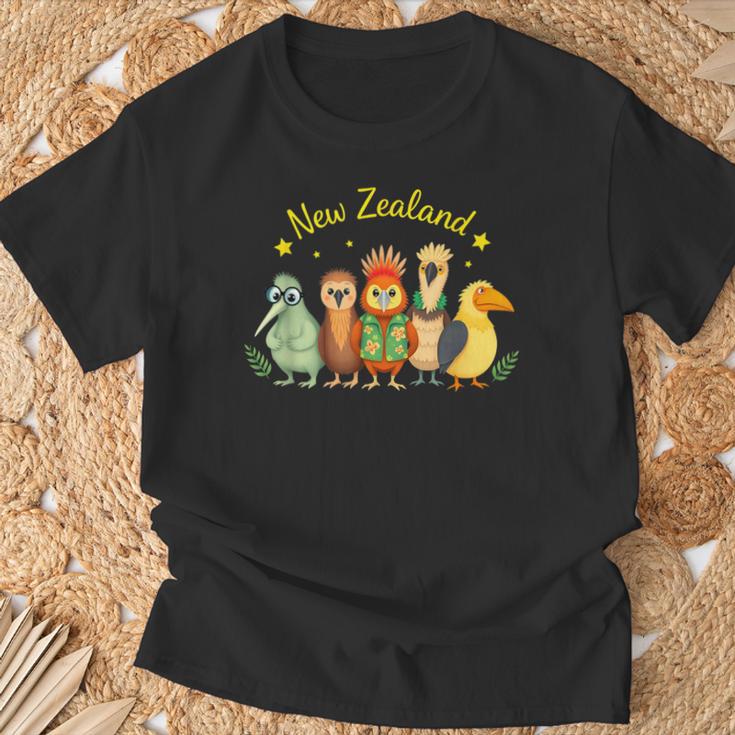 ニュージーランドの鳥 キウイ マオリ アオテアロア タカヘ カカポ ウェカ Tシャツ 高齢者への贈り物