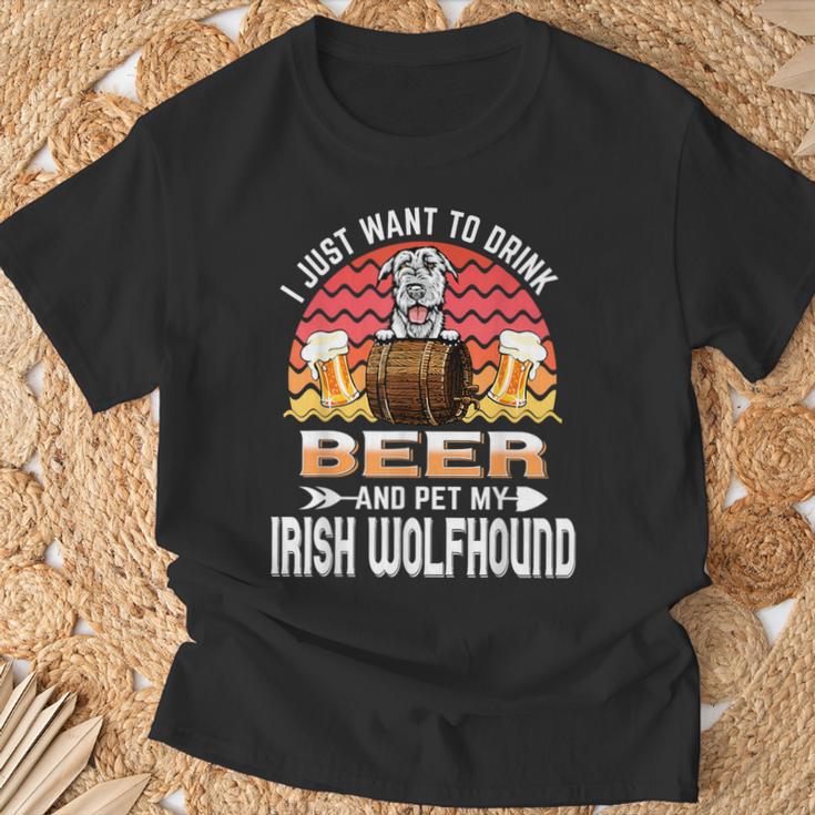 ビールを飲みたいだけです ペット アイリッシュ・ウルフハウンドの愛犬家 Tシャツ 高齢者への贈り物
