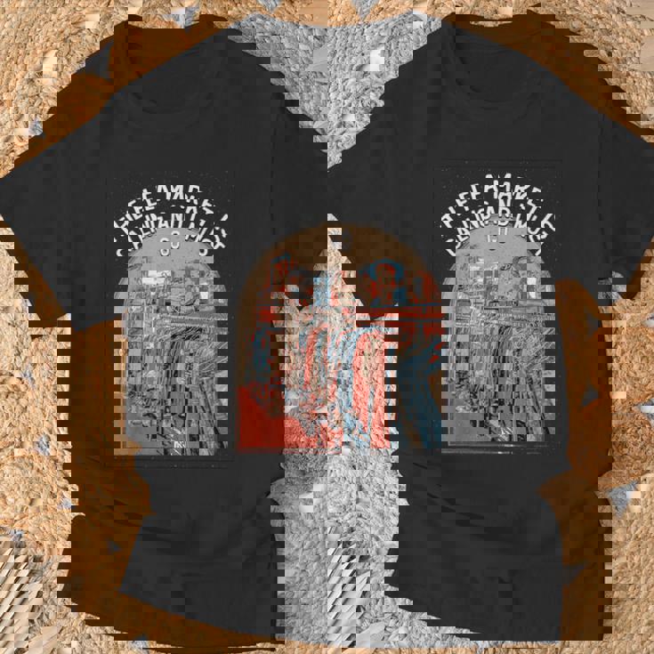 フリーマーケットは古着屋をよこす愛好家を呼んでいます Tシャツ 高齢者への贈り物