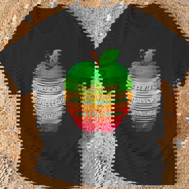 リンゴの力シリーズ リンゴのエネルギー リンゴ スライス 充電 バッテリー 残量 おもしろみ ユニーク Tシャツ 高齢者への贈り物