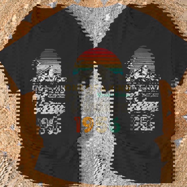 ヴィンテージ 1956 誕生日 70年 マウンテン レトロ Tシャツ 高齢者への贈り物