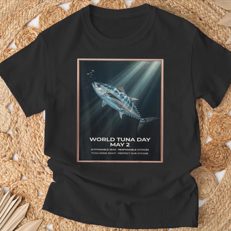 ヴィンテージブルーフィンツナ 5月2日世界デー Tシャツ 高齢者への贈り物