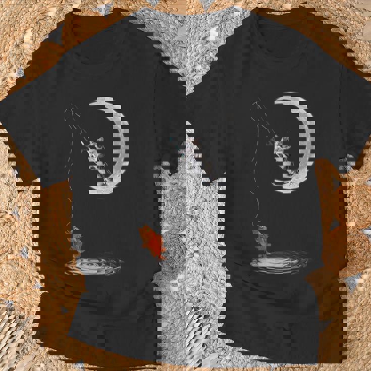 三日月で釣りをする猫 面白い猫愛好家 フィッシャー Tシャツ 高齢者への贈り物