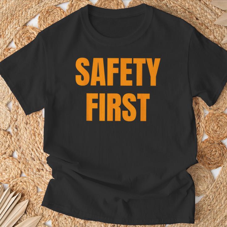 安全第一。 Tシャツ 高齢者への贈り物