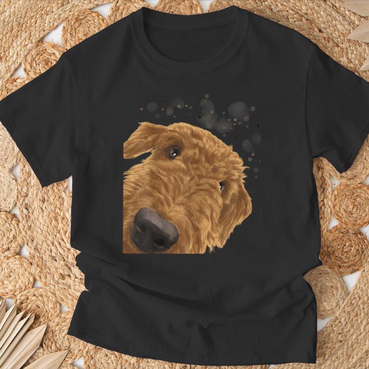 愉快な犬 エアデールテリア Tシャツ 高齢者への贈り物