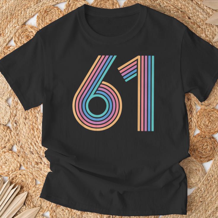数字 61 61周年記念 男女 61歳の誕生日 Tシャツ 高齢者への贈り物