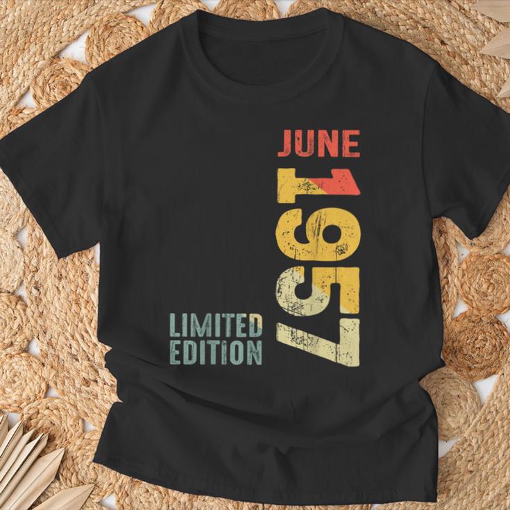 月 1957年6月 1957年 レトロ 1957 ヴィンテージ 1957年 1957年以来 Tシャツ 高齢者への贈り物