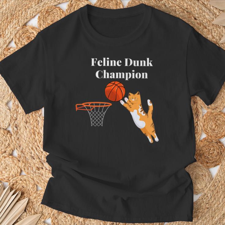 猫ダンク チャンピオン バスケットボールを踊る猫 Tシャツ 高齢者への贈り物