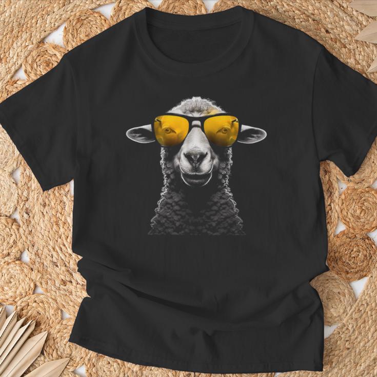 羊 サングラス アート 動物 イラスト グラフィック 羊 Tシャツ 高齢者への贈り物
