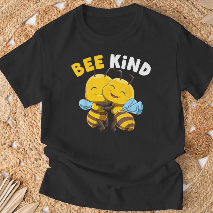 蜂親切かわいい親切に蜂しゃれ蜂親切ミツバチ Tシャツ 高齢者への贈り物