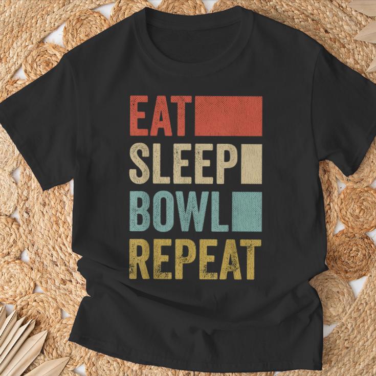 食べる眠るボウルを繰り返す おもしろボウリング Tシャツ 高齢者への贈り物