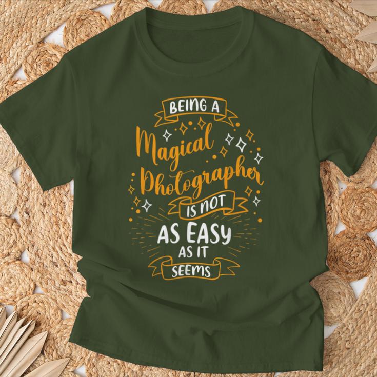 Magical Photographer Christmas Photographer Tシャツ 高齢者への贈り物