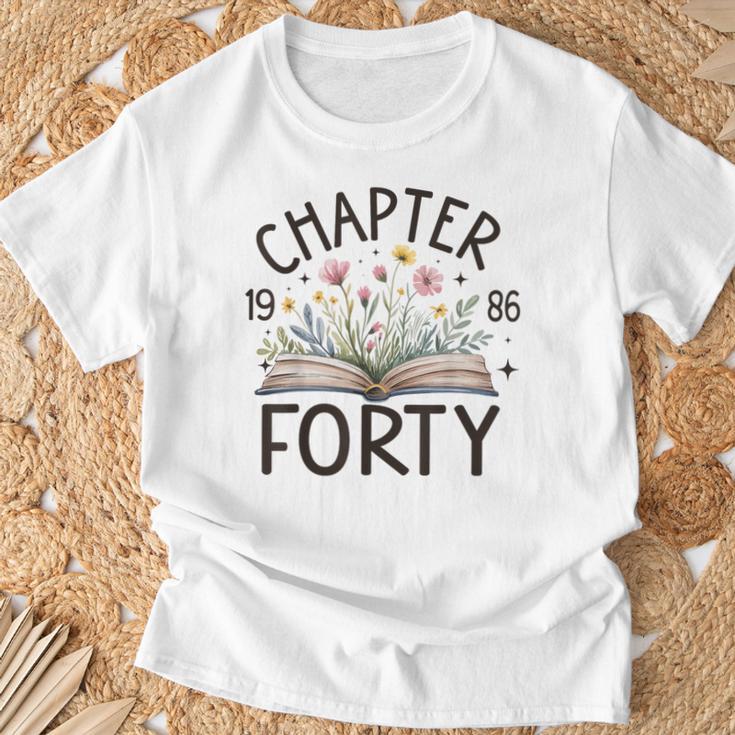 1986 Chapter Forty 40th Birthday Wildflower Book 40 Year Old T-Shirt Gifts for Old Men