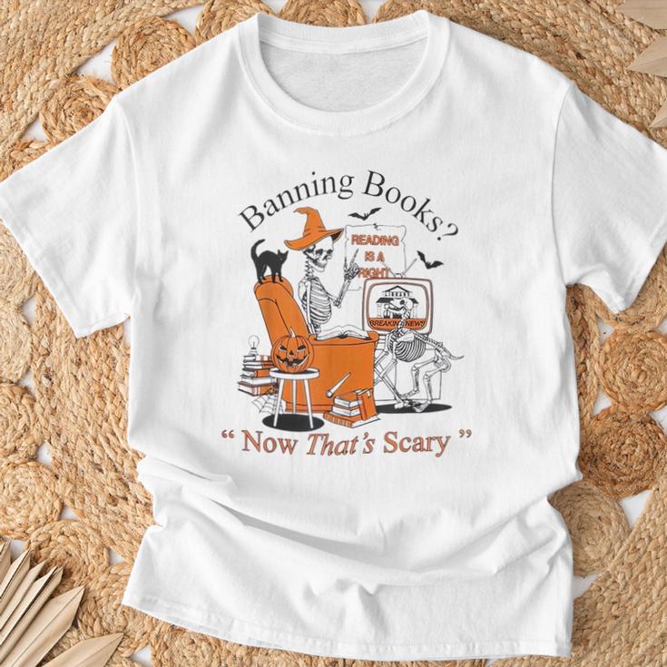 Banning-Books Reading Is A Right Now That’s Scary Halloween T-Shirt Gifts for Old Men