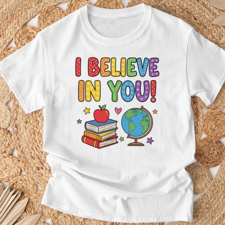 I Believe In You Educational Art With Books And Globe T-Shirt Gifts for Old Men