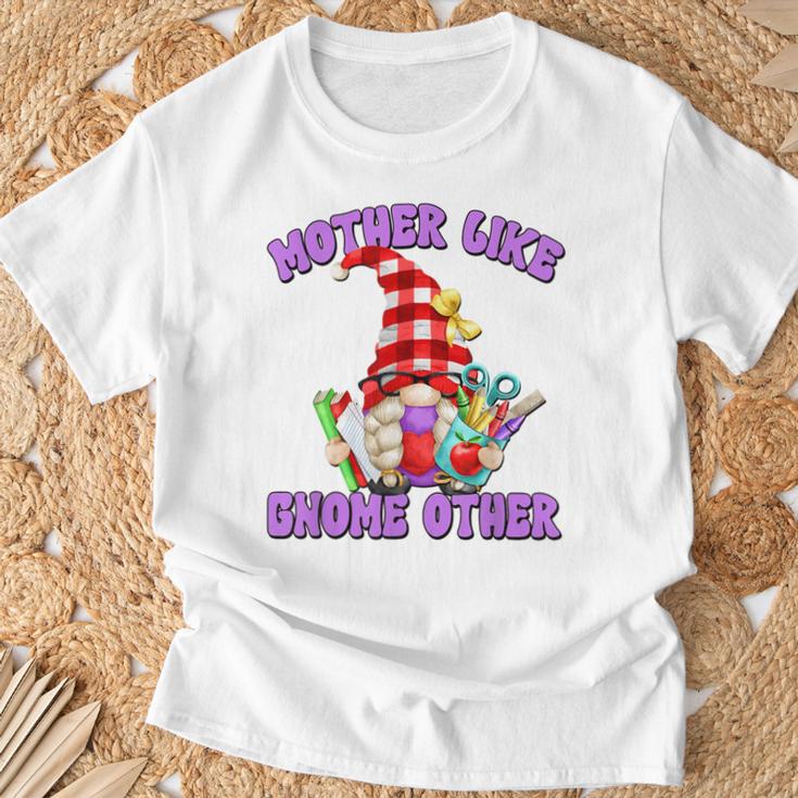 Best Teacher Grandma Gnome With Books For Teacher Mom Saying T-Shirt Gifts for Old Men