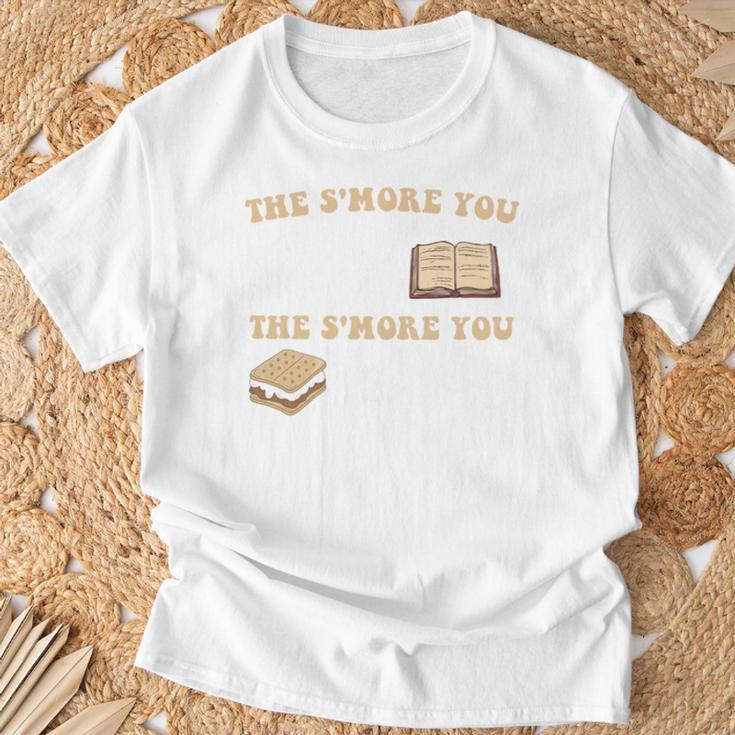 Book Lover The S'More You Read The S'More You Know Funny T-Shirt Gifts for Old Men
