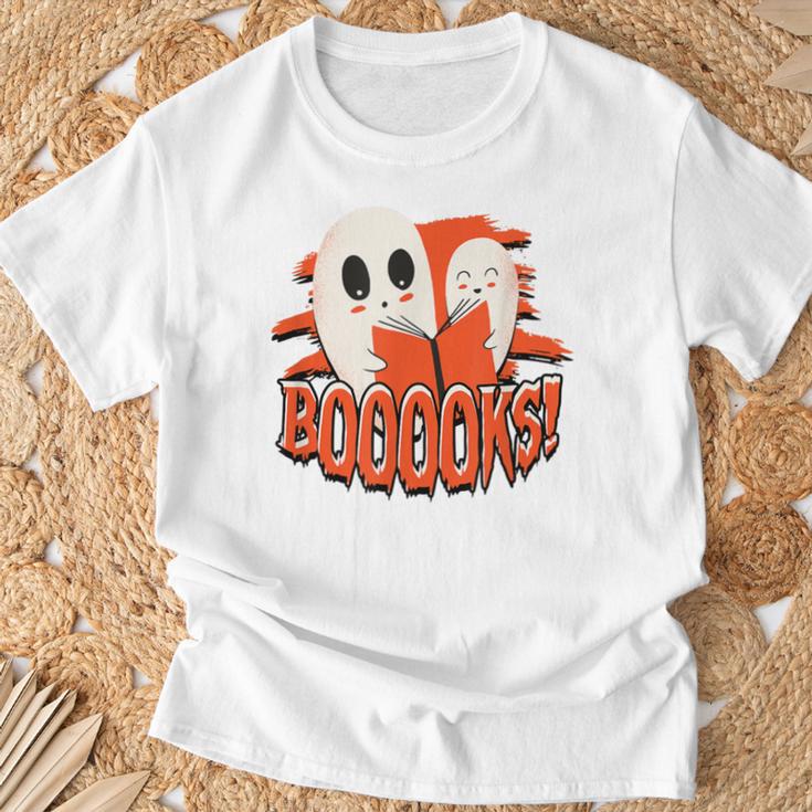 BOOOOKS Halloween Author Reading Of History Books T-Shirt Gifts for Old Men