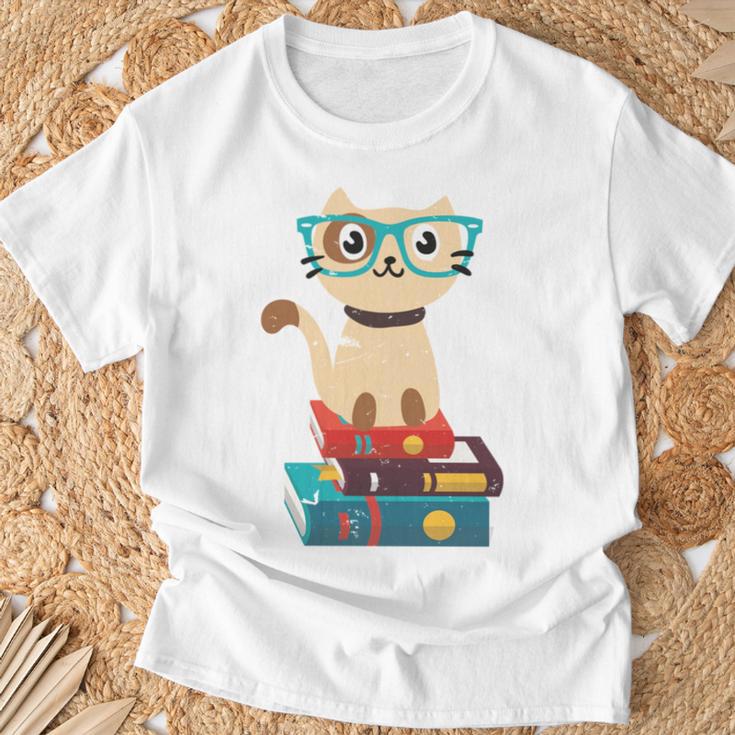 Cat Book Reader Nerd T-Shirt Gifts for Old Men