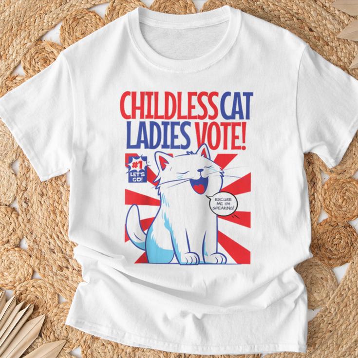 Childless Cat Ladies Vote Kamala Harris Cute Comic Book Cat Raglan Baseball Tee T-Shirt Gifts for Old Men Childless Cat Ladies Vote Kamala Harris Cute Comic Book Cat Raglan Baseball Tee T-Shirt Gifts for Old Men