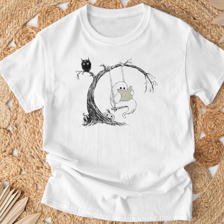 Cute Ghost Swinging Reading Book Halloween Ghost Costume T-Shirt Gifts for Old Men