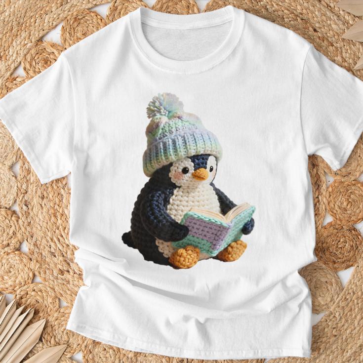 Cute Penguin Reading Book Faux-Crochet Print T-Shirt Gifts for Old Men