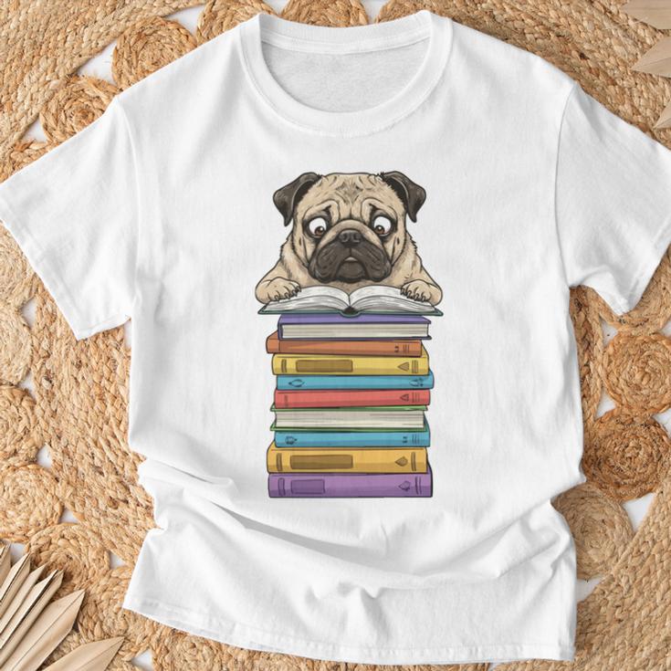 Cute Pug Dog Reading Book On Pile Of Books T-Shirt Gifts for Old Men