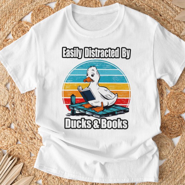 Ducks Books Lover Easily Distracted By Ducks & Books T-Shirt Gifts for Old Men