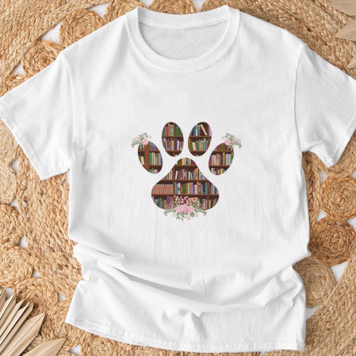 Easily Distracted By Dogs And Books T-Shirt Gifts for Old Men Easily Distracted By Dogs And Books T-Shirt Gifts for Old Men