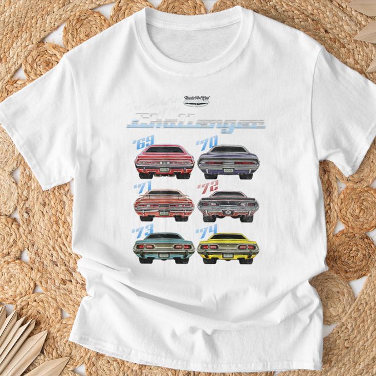 Evolution Of The Challenger、ホットロッド、マッスルカー、マグナム、RTe Tシャツ 高齢者への贈り物