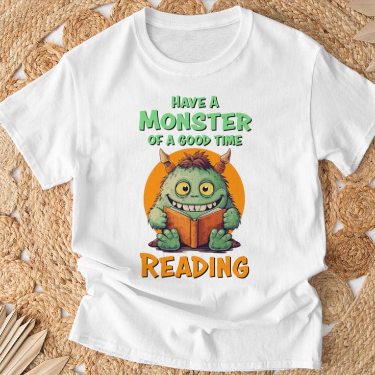 Halloween Teacher Librarian Monster Reading Books Performance T-Shirt Gifts for Old Men