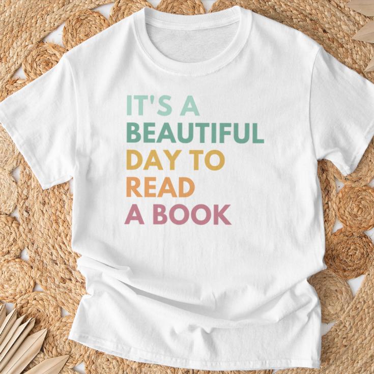 It's A Beautiful Day To Read A Book T-Shirt Gifts for Old Men