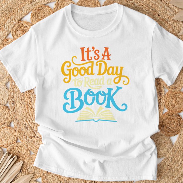 It's A Good Day To Read A Book Library Bookworm Premium Tri-Blend T-Shirt Gifts for Old Men It's A Good Day To Read A Book Library Bookworm Premium Tri-Blend T-Shirt Gifts for Old Men