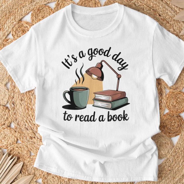 It's A Good Day To Read A Book T-Shirt Gifts for Old Men