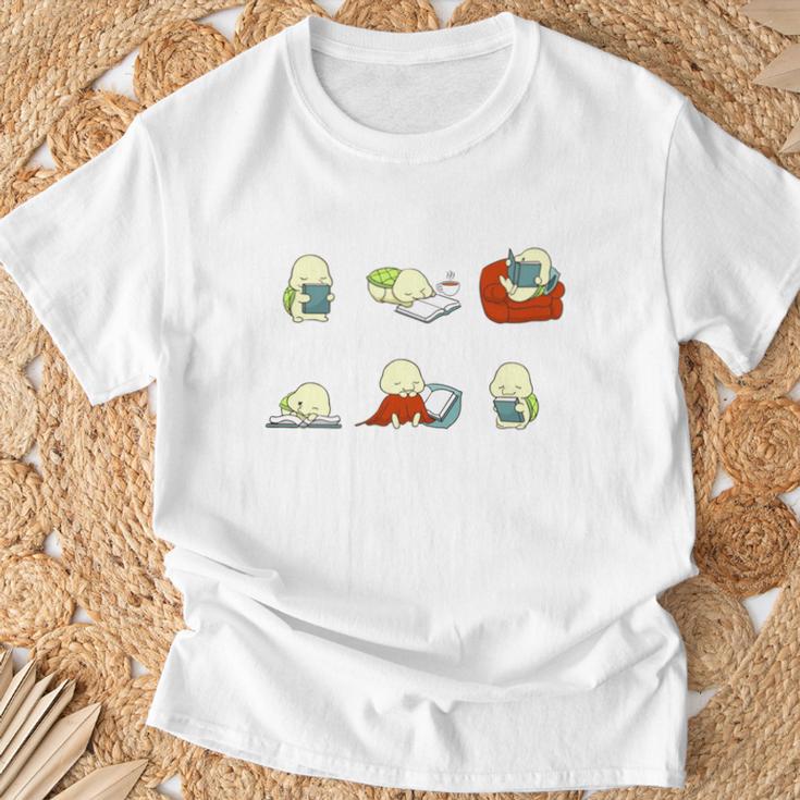 Just Bookworm Things Nerd Reading Book Tortoise Turtle Books T-Shirt Gifts for Old Men
